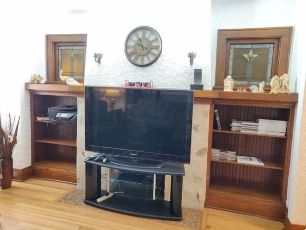 电视、流媒体服务