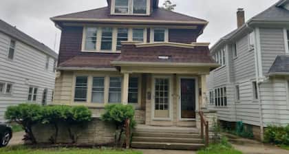 Charming Shorewood Home Close to Lake Michigan