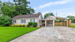 Casa (Updated 1-bedroom house in Baton Roug) | Fachada
