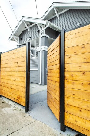 Apartment | Exterior