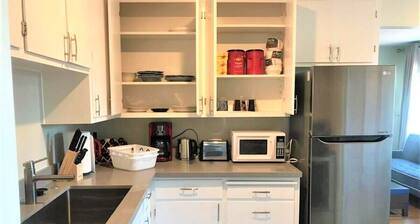 3420 El Cerrito Plaza 1BR apt / Walk to