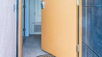 Căn hộ (Large 2 Bed w/ Room For 8) | Ngoại thất
