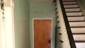Interior - Simple, Cozy 2-bedroom in Wheeling (Wheeling)
