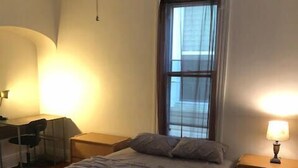 Room - Simple, Cozy 2-bedroom in Wheeling (Wheeling)
