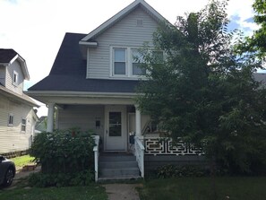 Exterior - Spacious Four Bedroom Home in Indianapolis (Indianapolis)