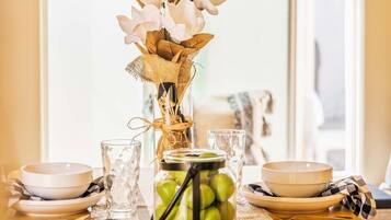 House | Private kitchen | Fridge, microwave, coffee/tea maker, cookware/dishes/utensils