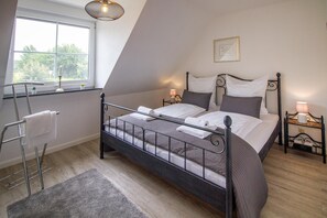 2 Schlafzimmer, Bügeleisen/Bügelbrett, WLAN