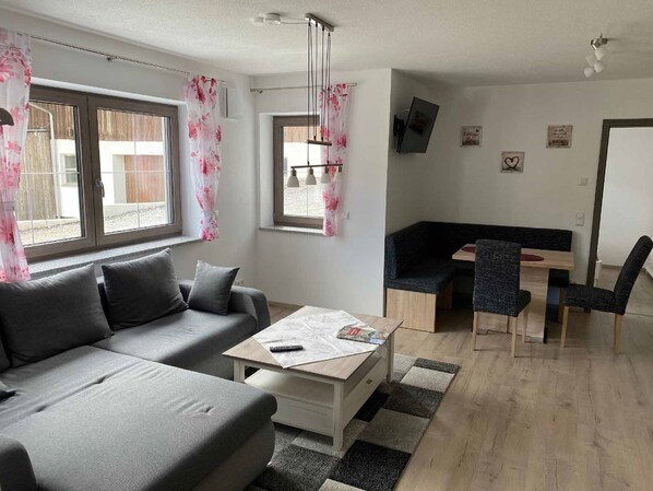 Apartment | Living area