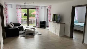 Apartment | Living area | TV