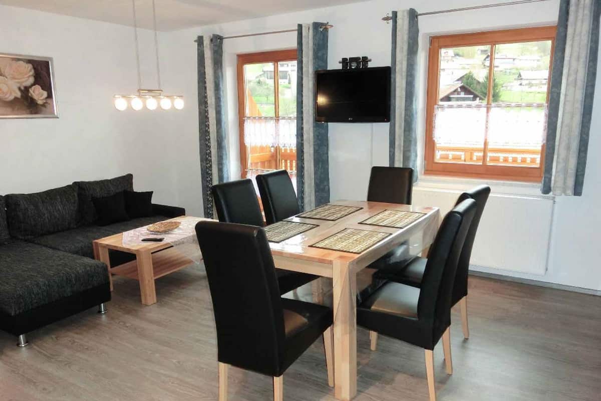 Apartment | Living area | TV