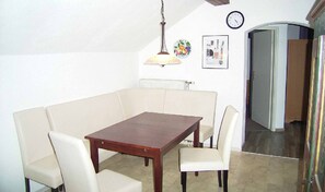 Condo, Balcony | In-room dining