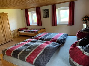 Hus | 4 sovrum och gratis wi-fi
