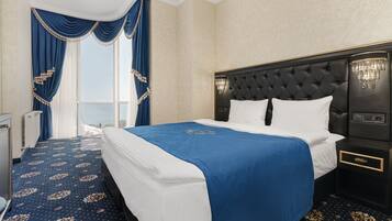 In-room safe, iron/ironing board, free WiFi, bed sheets