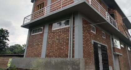 STUDIO WITH MOUNTAIN VIEW