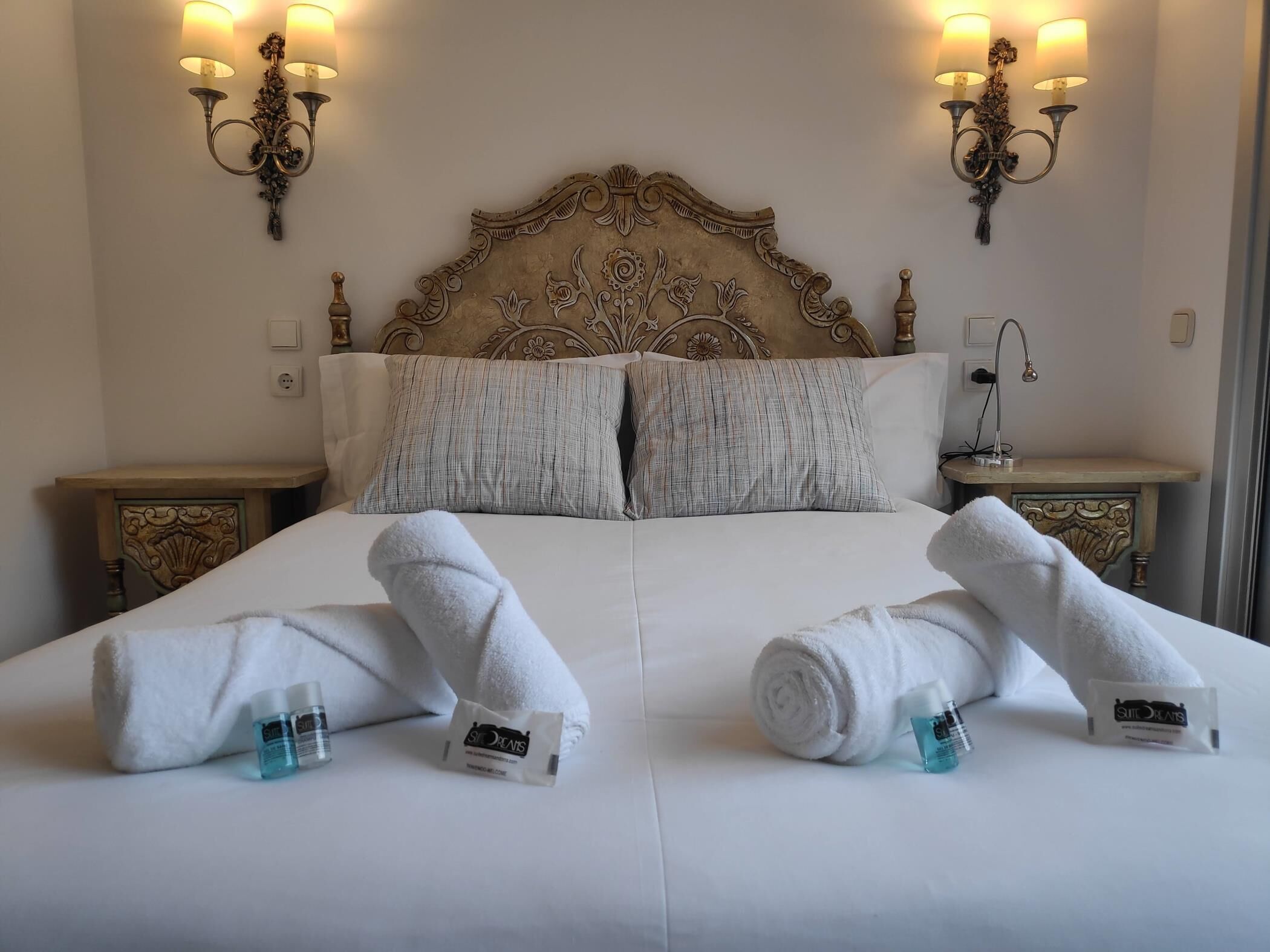 3 bedrooms, internet, bed sheets