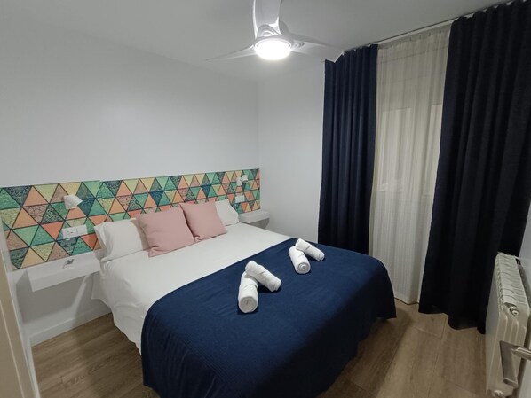 3 chambres, fer et planche à repasser, accès Internet, draps fournis