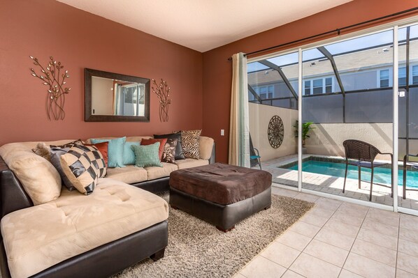 Villa (3 Bedrooms) | Living room