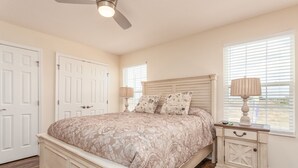 3 bedrooms, bed sheets - Holly Village-ru1070 (Davenport)
