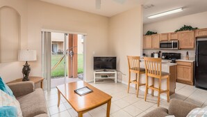 Living area - Regal Oaks-ru959 (Kissimmee)