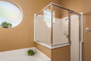 Bathroom - Tuscan Hills-ru1068 (Davenport)