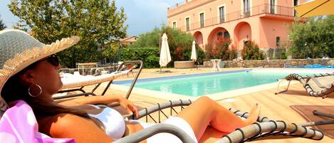 Piscine extérieure