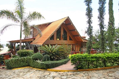 Hermosa Villa de Montaña en Jamaca de Dios
