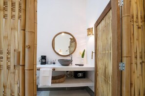 ฝักบัว, เรนชาวเวอร์, ของใช้ในห้องน้ำเป็นมิตรต่อสิ่งแวดล้อม