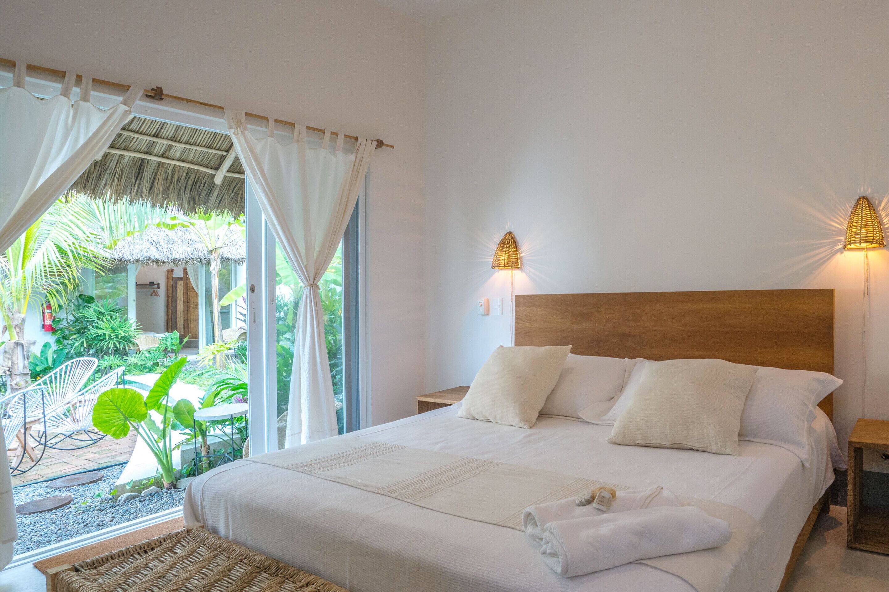 Design Double Room | Egyptian cotton sheets, premium bedding, down comforters