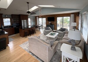 Smart TV, DVD player, books