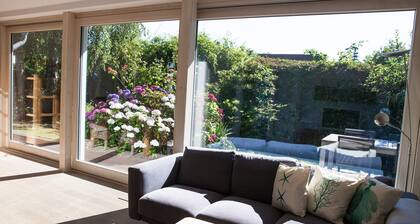 Alleinstehendes Haus mit Garten und Terrasse in StrandnÀhe