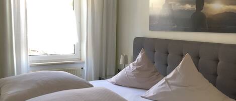 2 Schlafzimmer, Bügeleisen/Bügelbrett, kostenloses WLAN, Bettwäsche