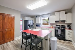 Fridge, microwave, oven, stovetop - Large home with character .5 Miles to downtown (Kokomo)