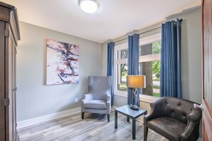 Interior - Large home with character .5 Miles to downtown (Kokomo)