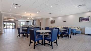 Free daily full breakfast