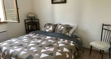 Nice and comfortable F2 Eccica-Suarella