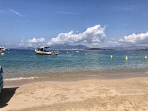 Plage à proximité, serviettes de plage