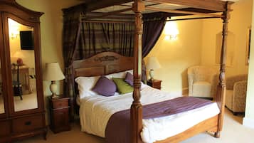 Premium Double Room | Desk, laptop workspace, blackout curtains, iron/ironing board