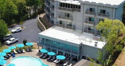 Chalet Suzanne of Helen