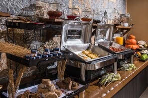 Colazione a buffet inclusa, servita tutte le mattine 