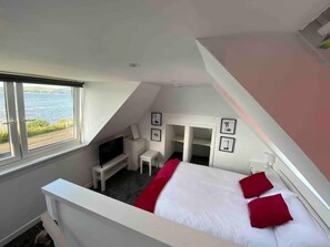 1 chambre, bureau, fer et planche à repasser, Wi-Fi gratuit