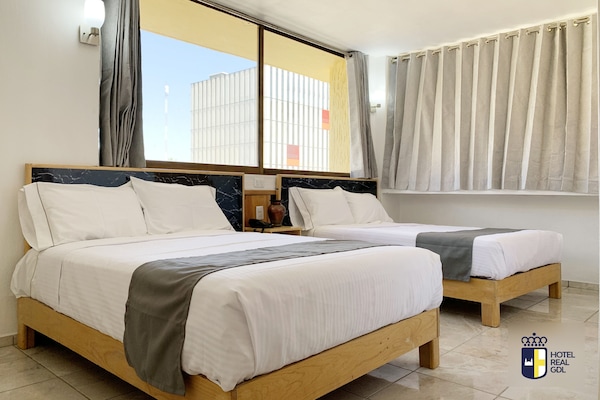 Standard Quadruple Room | Free WiFi, bed sheets