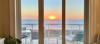Luxury 5th Floor Oceanfront Condo next to Ritz Carlton!