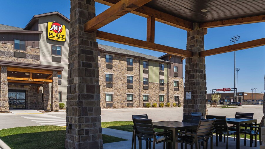 My Place Hotel - Green Bay