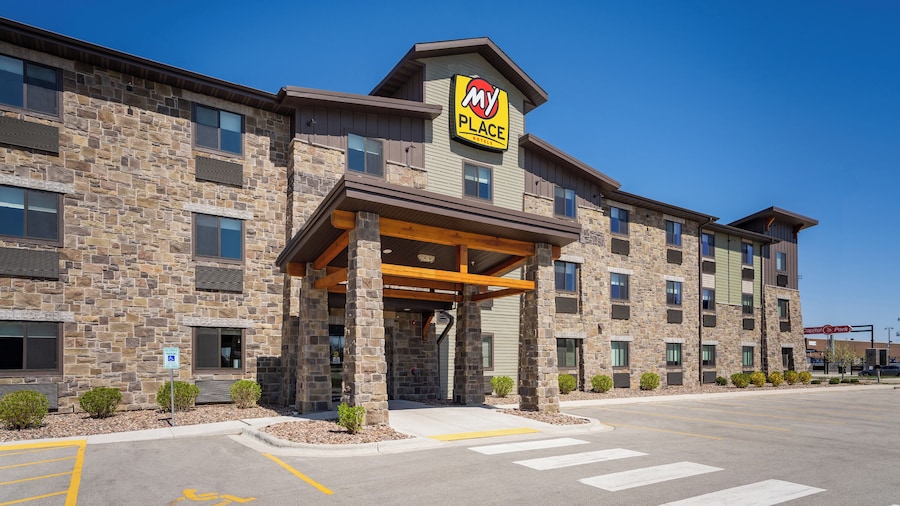 My Place Hotel - Green Bay