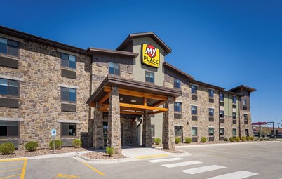 My Place Hotel - Green Bay
