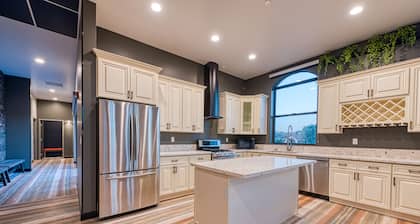 Hotel Lexen - Newhall