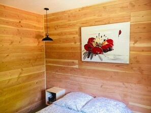 3 dormitorios, tabla de planchar con plancha, wifi y ropa de cama