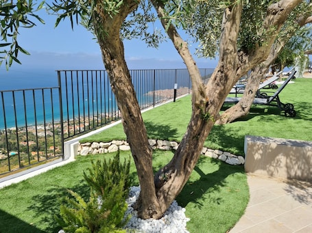 Vista dalla struttura. Skyview Cefalù