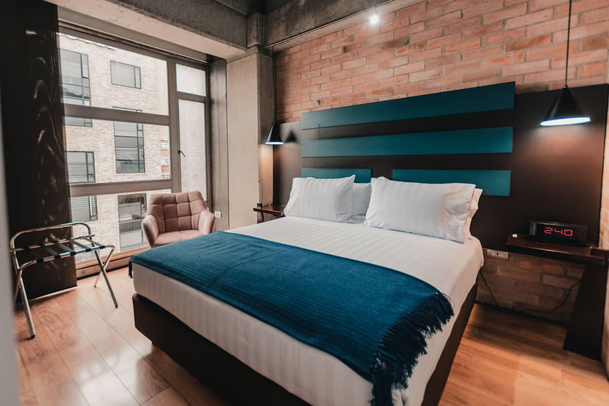 Standard Double Room | In-room safe, desk, laptop workspace, blackout drapes