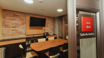 Daily full breakfast (COP 36000 per person)